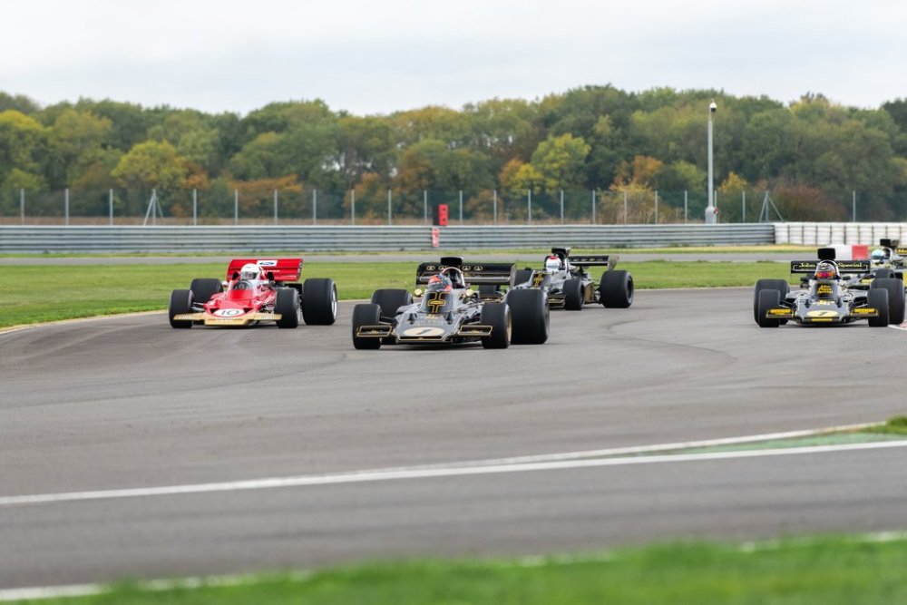 Type-72_Parade-Lap-03.jpg