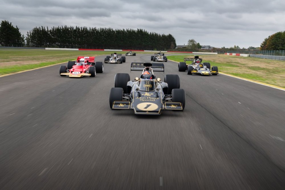 Type-72_Parade-Lap-20.jpg