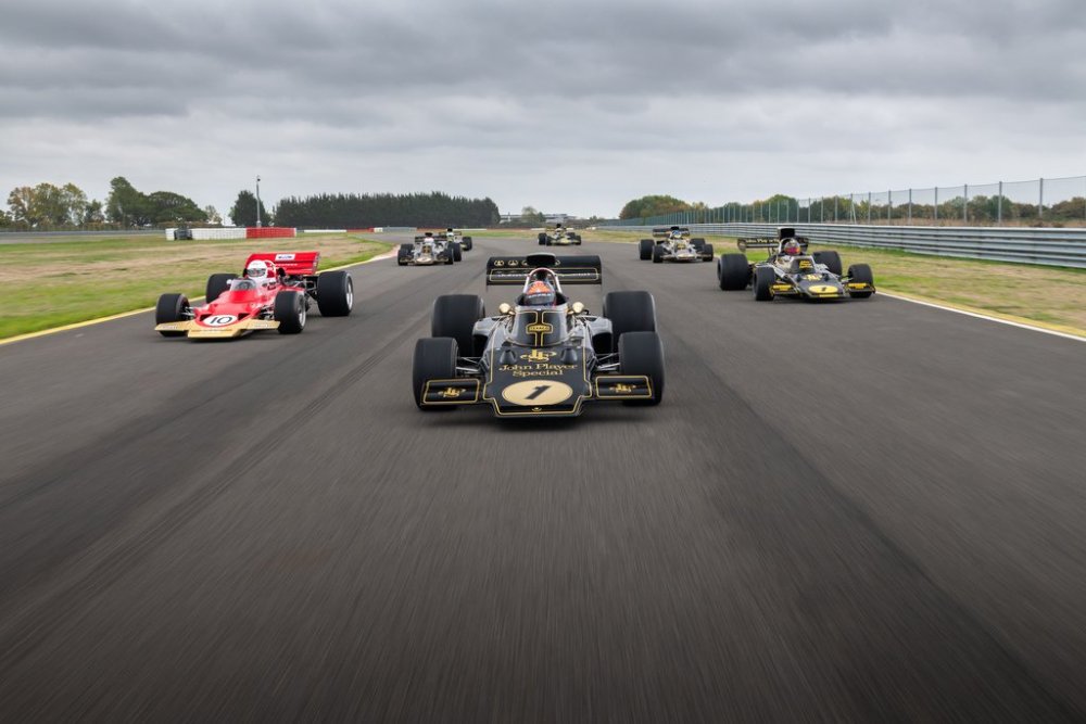 Type-72_Parade-Lap-21.jpg