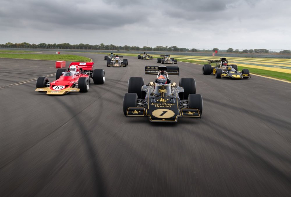 Type-72_Parade-Lap-24.jpg