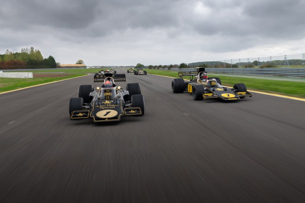 Type-72_Parade-Lap-36.jpg