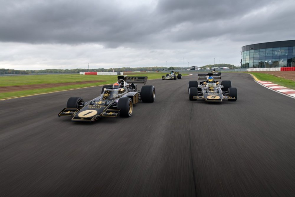 Type-72_Parade-Lap-49.jpg