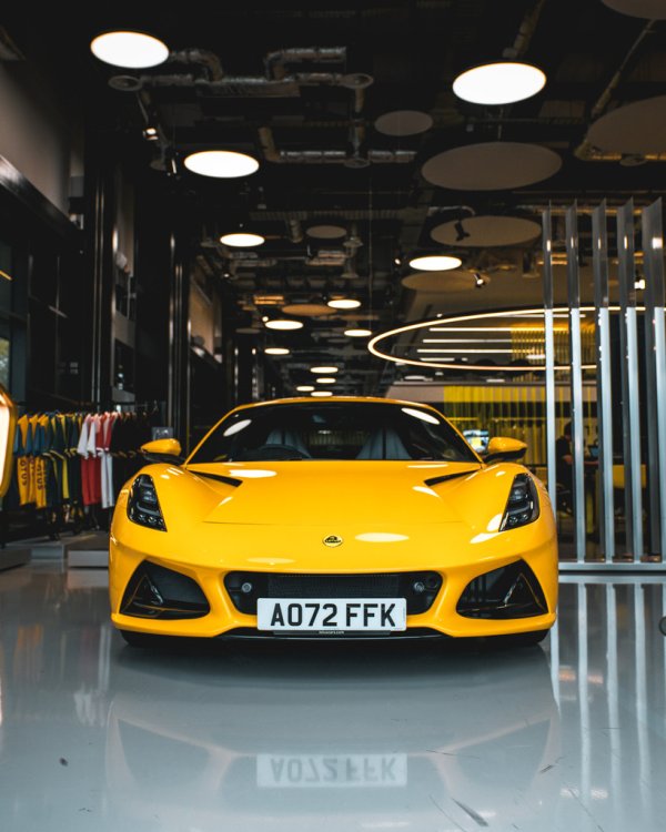 Lotus-Emira-V6-First-Edition_1.jpg