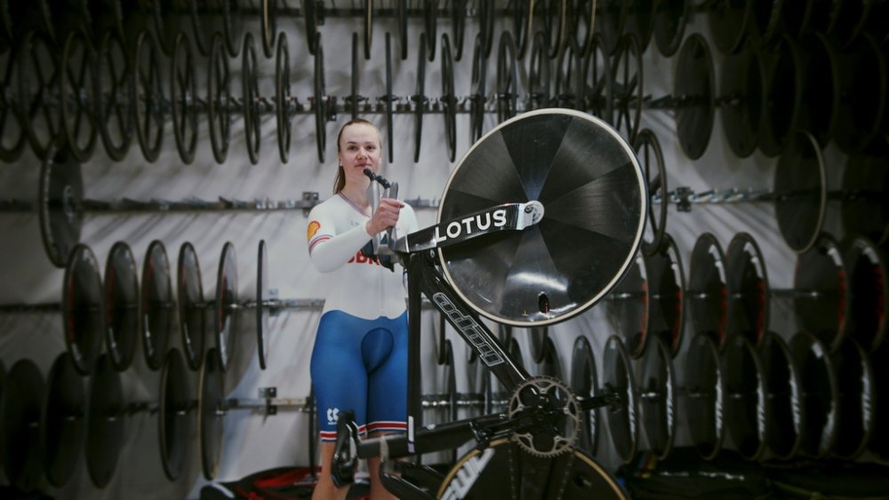 Jess-Roberts---women-s-endurance-podium-rider.jpg