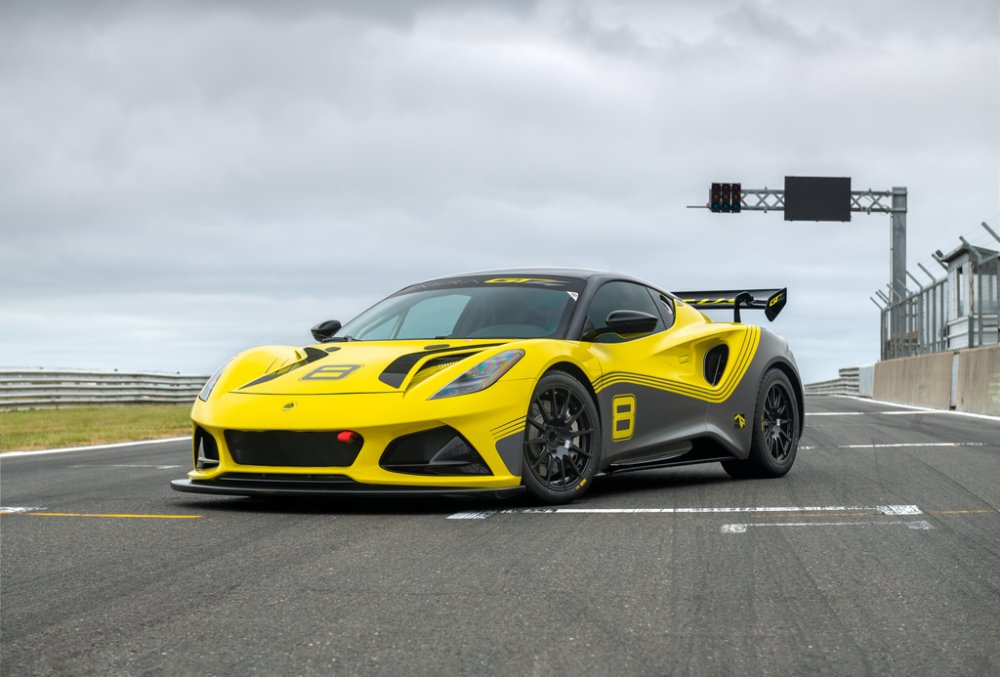 Lotus-Emira-GT4_10.jpg