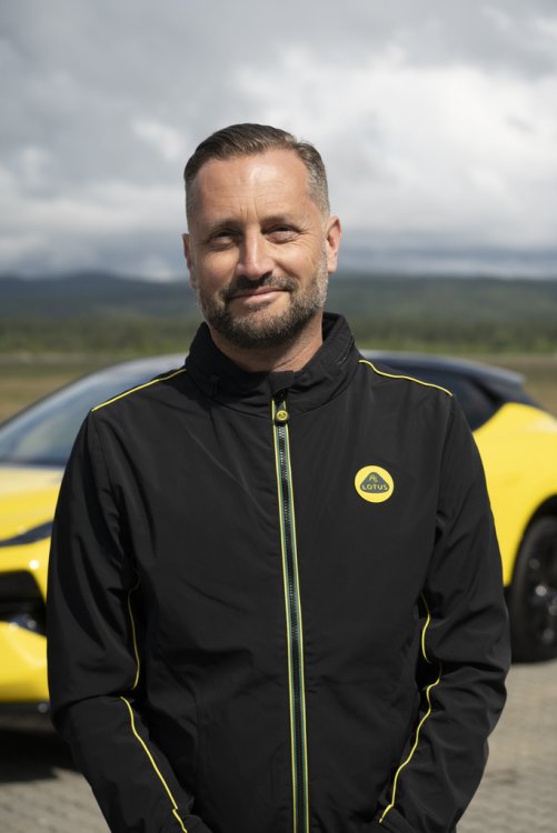Mike-Johnstone-Chief-Commercial-Officer-Lotus_1.jpg