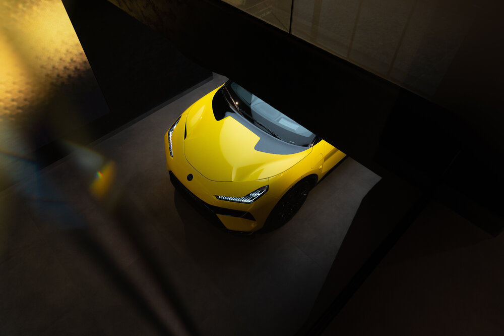 Lotus-Paris-brand-centre-open-for-business-02.jpg