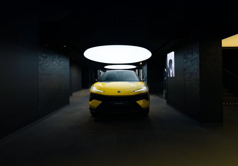 Lotus-Paris-brand-centre-open-for-business-03.jpg