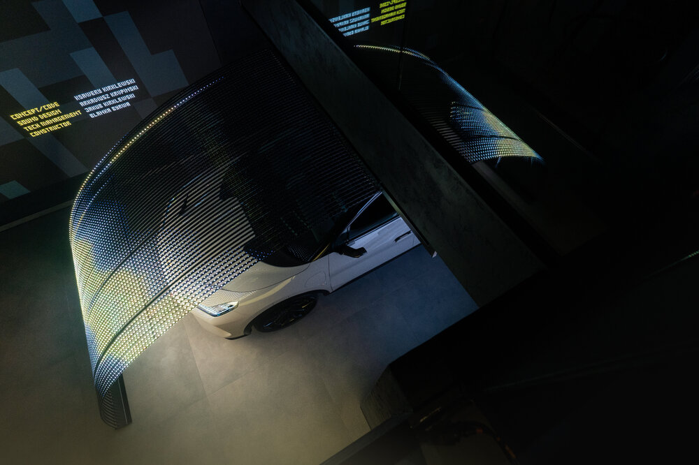 Lotus-Paris-brand-centre-open-for-business-05.jpg