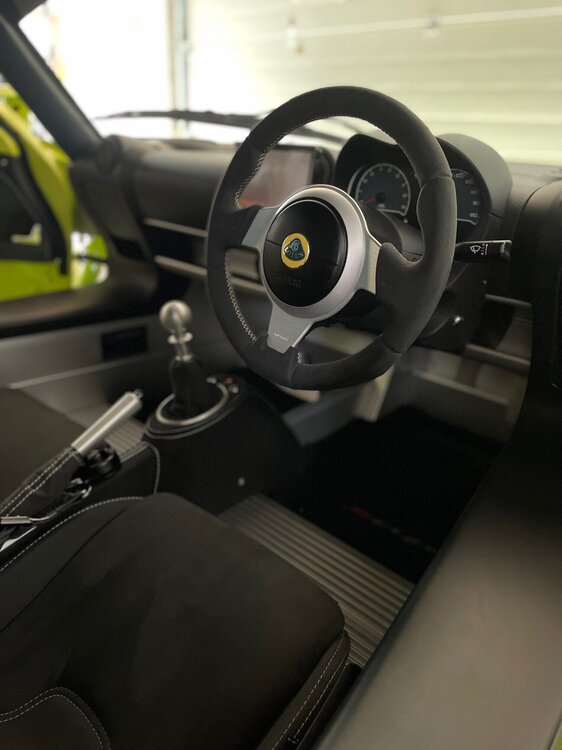 Interior2.jpg