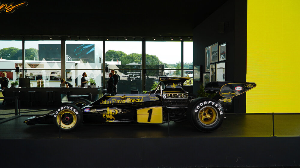 06---STAND---TYPE-72-1.jpg