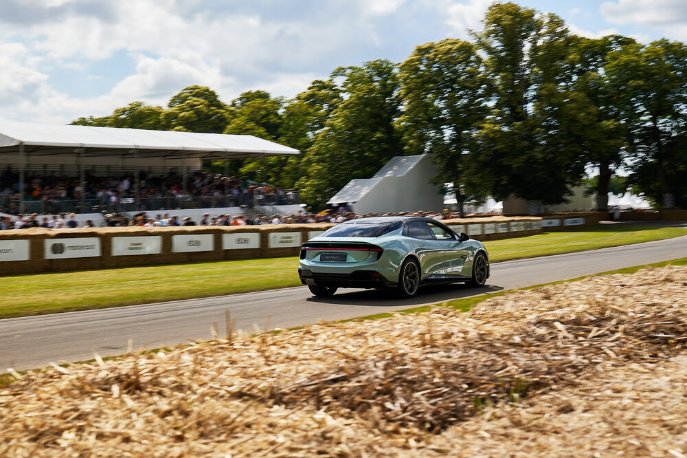 14_07_24_Lotus_GW_13.jpg