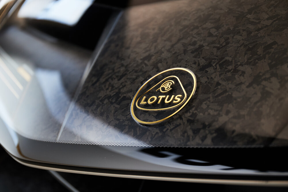 17_09_24_Lotus_T1_Reveal_027.jpg