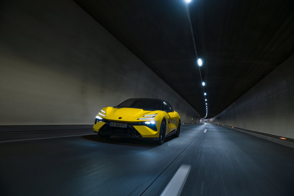 Lotus_Emeya_R_Dynamic_020724_05.jpg