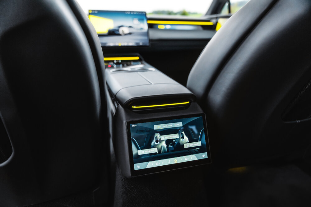 Lotus_Emeya_R_Rear_Infotainment_020724r.jpg