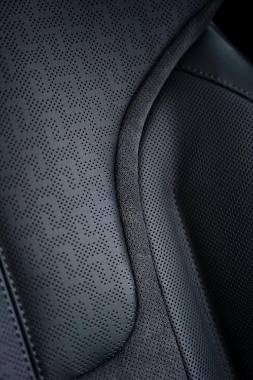 Lotus_Emeya_R_Seat_Detail_020724r.jpg